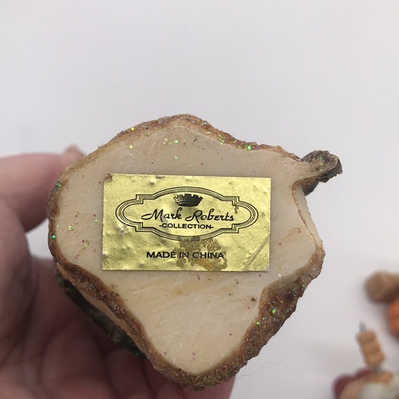 Mark Roberts Vintage Collectible 7-3/8” Tall Resin SnowMan - Picture 7 of 7